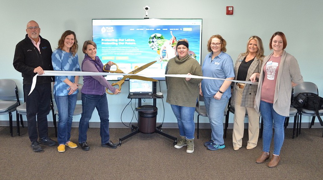 The Kosciusko Chamber of Commerce had a ribbon-cutting ceremony for the Tippecanoe Watershed Foundation’s newly revamped website Tuesday. Pictured (L to R) are Scott Wiley, Chamber member relations manager; Sarah Marty-Schlipf, TWF; Lyn Crighton, executive director, TWF; Jennifer Zartman Romano, TWF; Paige Hubner, TWF; Stacey Leek, Chamber ambassador; and Stacie Schlichtenmyer, TWF board member. Photo by Phoebe Muthart, InkFreeNews