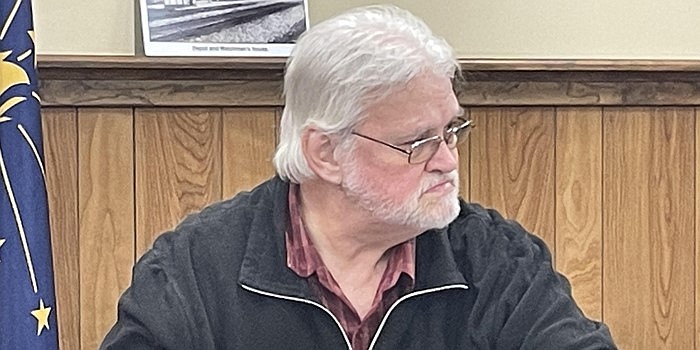 Etna Green Town Council President Keith Claassen listens to Clerk-Treasurer Patti Cook during Tuesday’s council meeting. Photo by Liz Shepherd, InkFreeNews