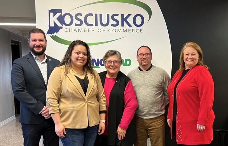 Presenting to the Kosciusko Leadership Academy recently on the “Future of Kosciusko County” were (L to R): Nick King, airport manager; KLA cadet Diana Diaz-Barriga, sponsored by the Kosciusko Chamber of Commerce; Suzie Light, interim co-CEO of the Kosciusko Economic Development Corporation; Matt Sandy, director of the Kosciusko County Area Plan Commission; and KLA cadet Barb Sweeney, sponsored by The Watershed Foundation. Photo Provided.