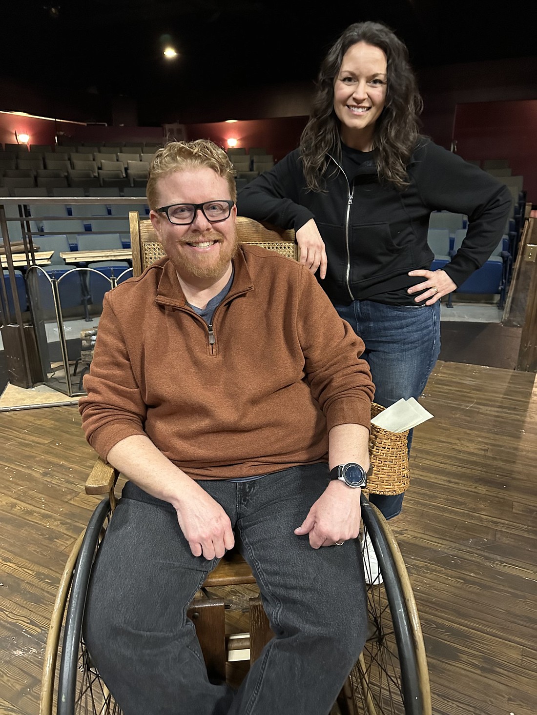 Todd Lucas (sitting) is Sheridan Whiteside in Wagon Wheel Community Theatre’s production of “The Man Who Came To Dinner,” directed by Kira Lace Hawkins (standing). Show times are 7 p.m. March 15 and 16 and 2 p.m. March 16 and March 17. Photo by David Slone, Times-Union