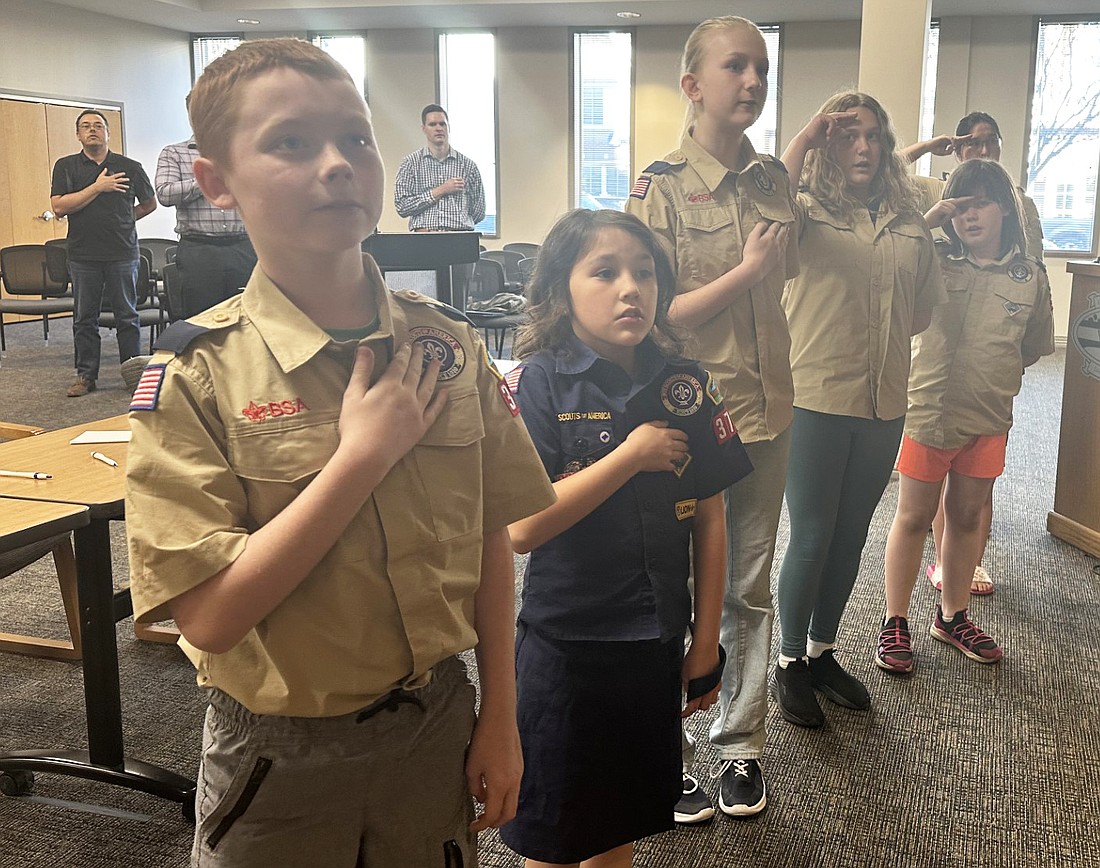 Leesburg Cub Scout Pack 3729 led the pledge of allegiance at Monday’s Warsaw Common Council meeting. They also asked the council and Mayor Jeff Grose questions about their roles. Pictured (L to R) are Otto Heavener, Claire Blackwell, Brooklyn Walker, Savaya Wright, Rion Pierce and Cub Leader Kari Blackwell. Photo by David Slone, Times-Union