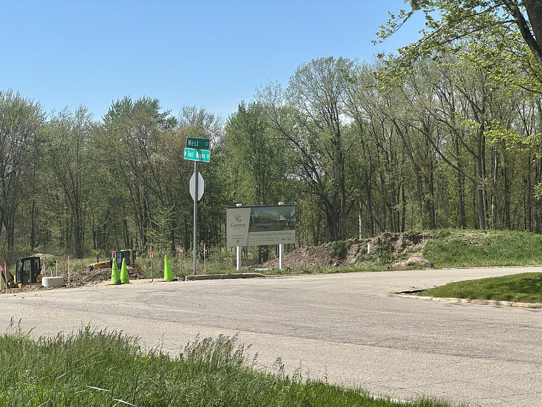 Warsaw Traffic Commission voted to recommend to the Warsaw Common Council that an all-way stop be placed at the intersection of West Fort Wayne and West streets. Photo by David Slone, Times-Union