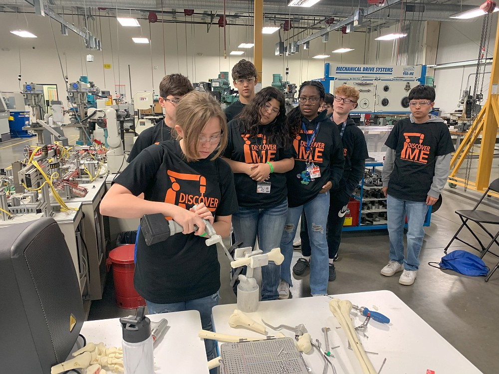 On Oct. 1-2, coinciding with National Manufacturing Week, all eighth-grade students in the Warsaw, Wawasee, Whitko and Tippecanoe Valley school corporations will have the opportunity to participate in DiscoverME, a career awareness program led by OrthoWorx that showcases modern manufacturing across Kosciusko County. Photo Provided.