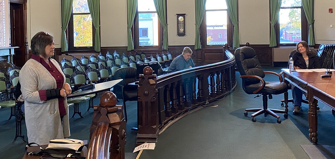 Living in Transition Effectively Executive Director Tammy Cotton speaks at the Health First Kosciusko Advisory Committee meeting on Wednesday in the Kosciusko County Courthouse's old courtroom. Photo by Leah Sander, InkFreeNews