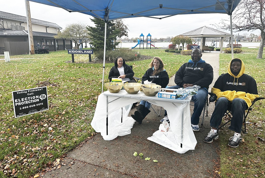 Count US IN volunteers outside the Zimmer Biomet Center Lake Pavilion Tuesday are (L to R) Trisha Greer, Renee Rader, Eddie Harmon and Dreonne Harmon. Photo by David Slone, Times-Union