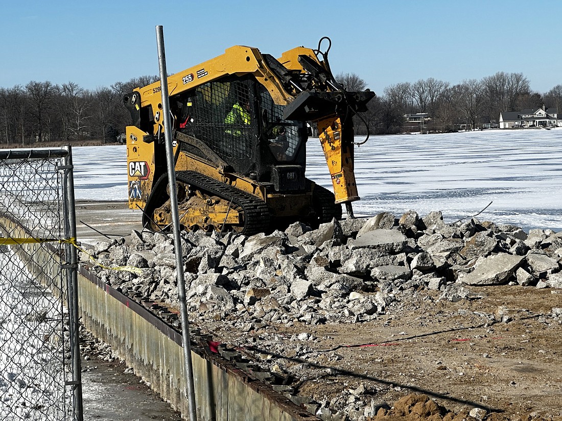 The Center Lake pier removal began Wednesday. Photo by David Slone, Times-Union