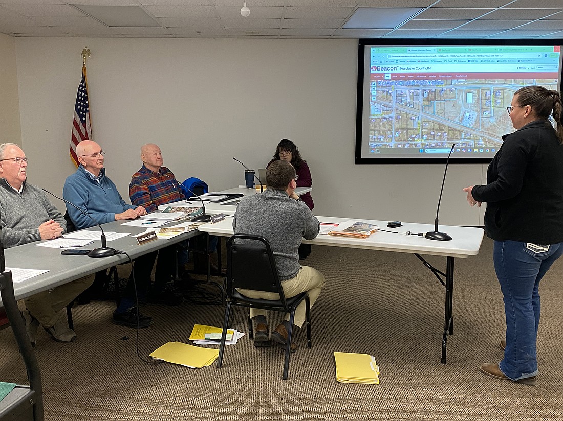 Carrie Ward (R) speaks at the Kosciusko County Board of Zoning Appeals meeting on Tuesday in the Kosciusko County Justice Building. Photo by Leah Sander, InkFreeNews.