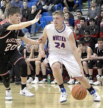 Walpole Leads Wildcats Past Squires