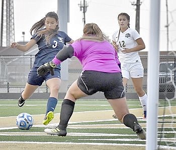 Reimink Lifts LCA Over Wawasee