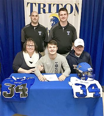 Slusser Signs Letter Of Intent With Trine