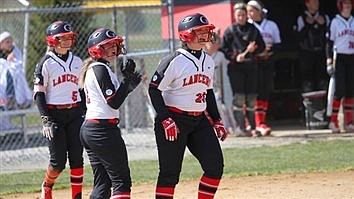 Lady Lancers Split With Huntington
