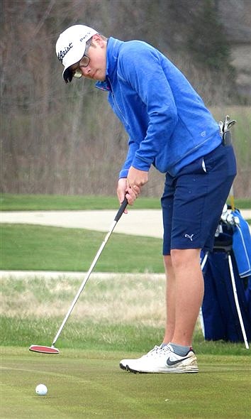 Butler Leads Triton Golfers Past Tigers