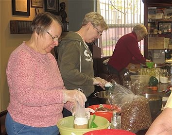 ‘Knit 1 Crochet 2’ Meets Tuesday Afternoons At NWCPL