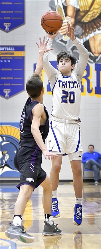 Triton Advances To Sectional Semifinal