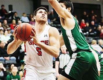 Lancer Men’s Basketball Prevails In Crossroads Thriller