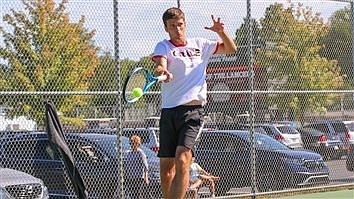 Grace men's tennis blanks Bethel