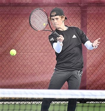 Warsaw Wins 9th Straight Boys Tennis Sectional Title