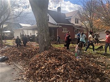 Akron Elementary Fifth-Grade Students Engage In Their Community