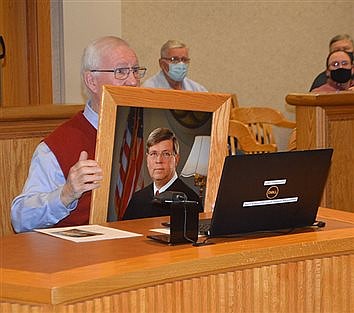 Judges’ Portraits To Hang In Justice Building
