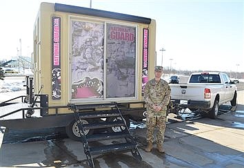 Army National Guard Takes Office On The Road