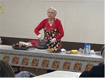 Kosciusko County Extension Homemakers Holds Annual Holiday Program