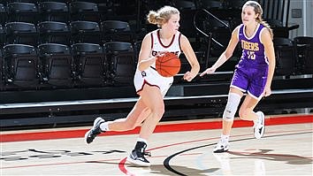 Lady Lancers Score 91 In Rout Of Olivet Nazarene