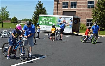 Third-Graders Learn Bike Safety From Optimists, KCV