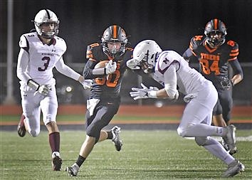 Friday night football: Minooka Indians are the only local football team playing  today - Sept. 1