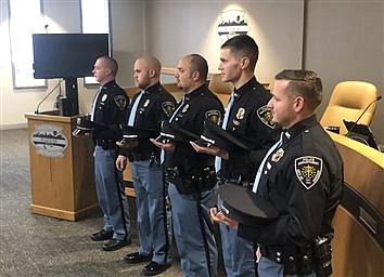 5 Warsaw Officers Given Oath Of Office