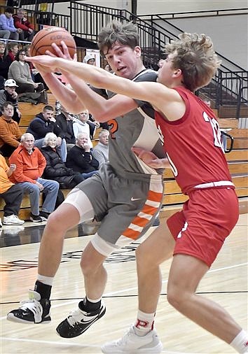 Warsaw Falls To Harrison To Start Tiger Holiday Classic At 1-1