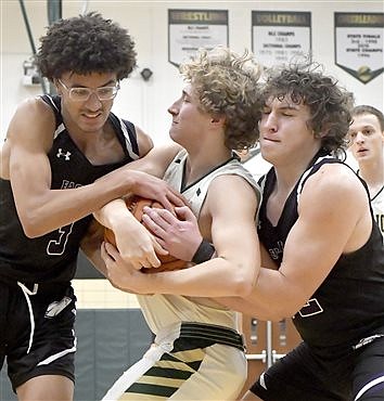 Team Effort Leads Wawasee To Wire-To-Wire Victory