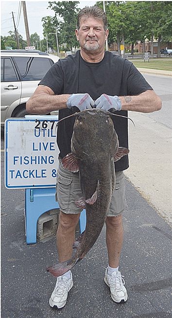 Schultz Catches 40-Pound Flathead