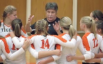 Lady Tigers Outlast NLC Foe Northridge