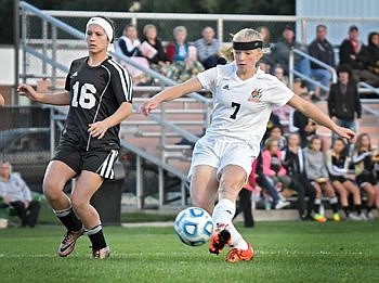 Taylor, Warsaw Slay Lady Dragons
